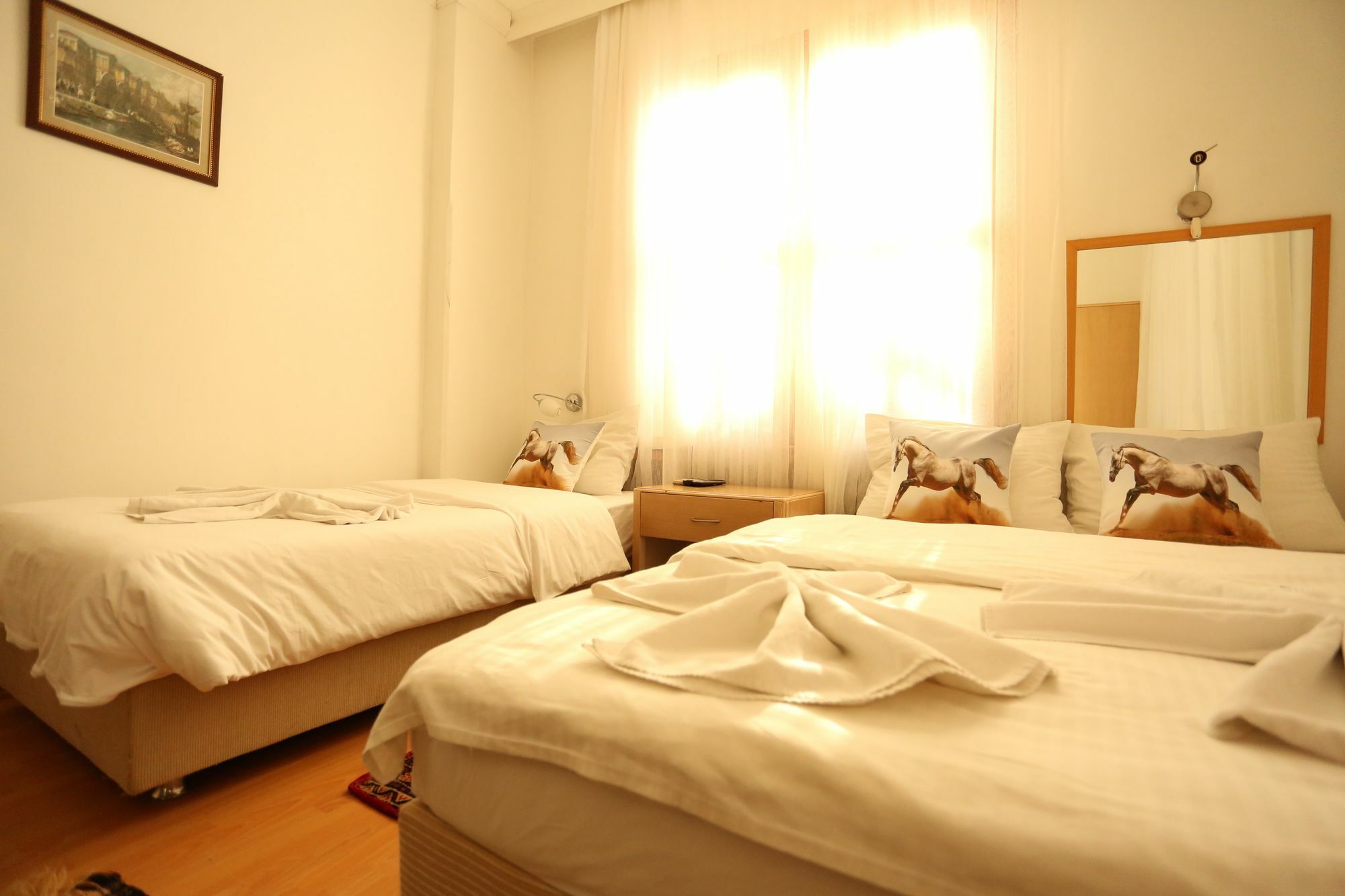 Dos Hermanos Hotel Istanbul Exteriör bild